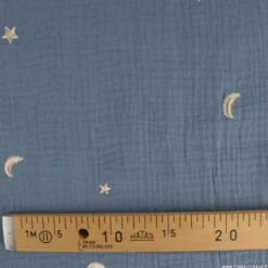 Tissu Double gaze brodée lunes et étoiles fond bleu jean - OEKO TEX