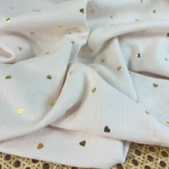 Tissu Double gaze écru motif coeurs dorés - OEKO TEX