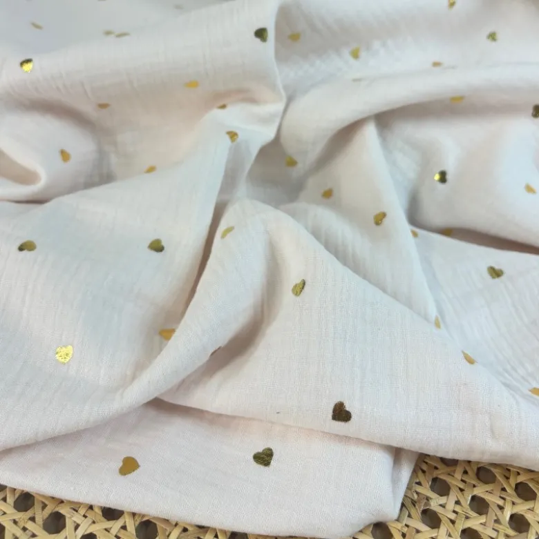 Tissu Double gaze écru motif coeurs dorés - OEKO TEX