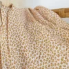 Tissu double gaze de coton Balzac motif Léopard fond beige rosé