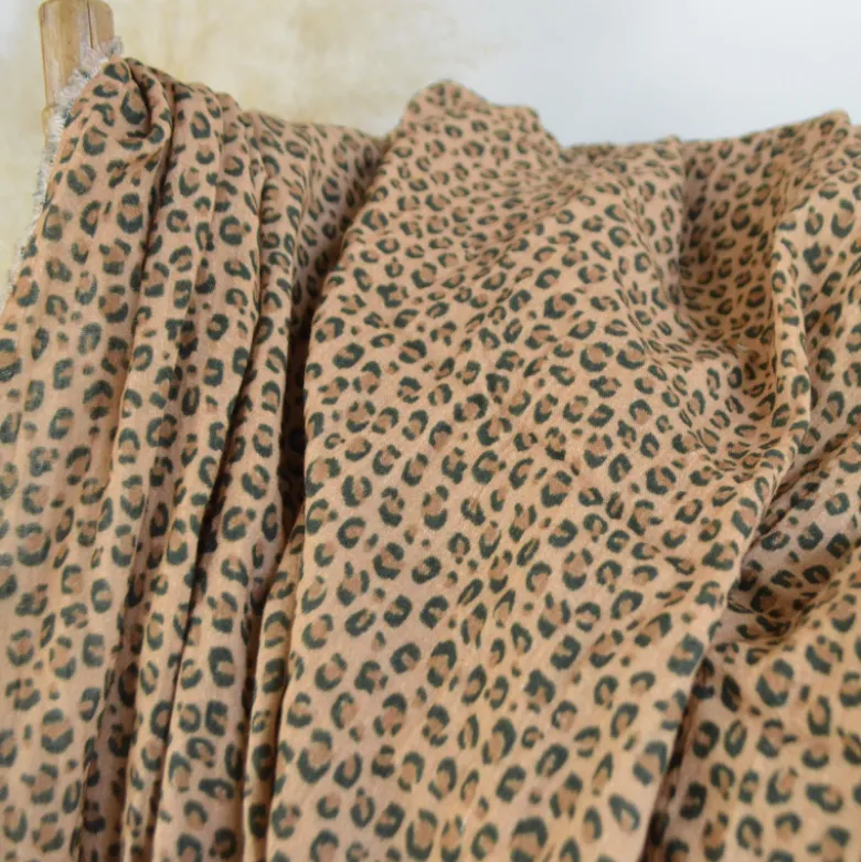 Tissu double gaze de coton Balzac motif Léopard fond camel