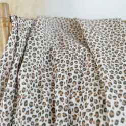 Tissu double gaze de coton Balzac motif Léopard fond écru