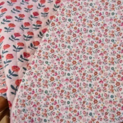 Tissu double gaze matelassé Artiom envers Caseilles fleurs roses - OEKO TEX