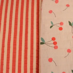 Tissu double gaze matelassé Clafoutis motif cerises et rayures