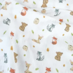 Tissu double gaze Poppy motif animaux de la foret fond blanc