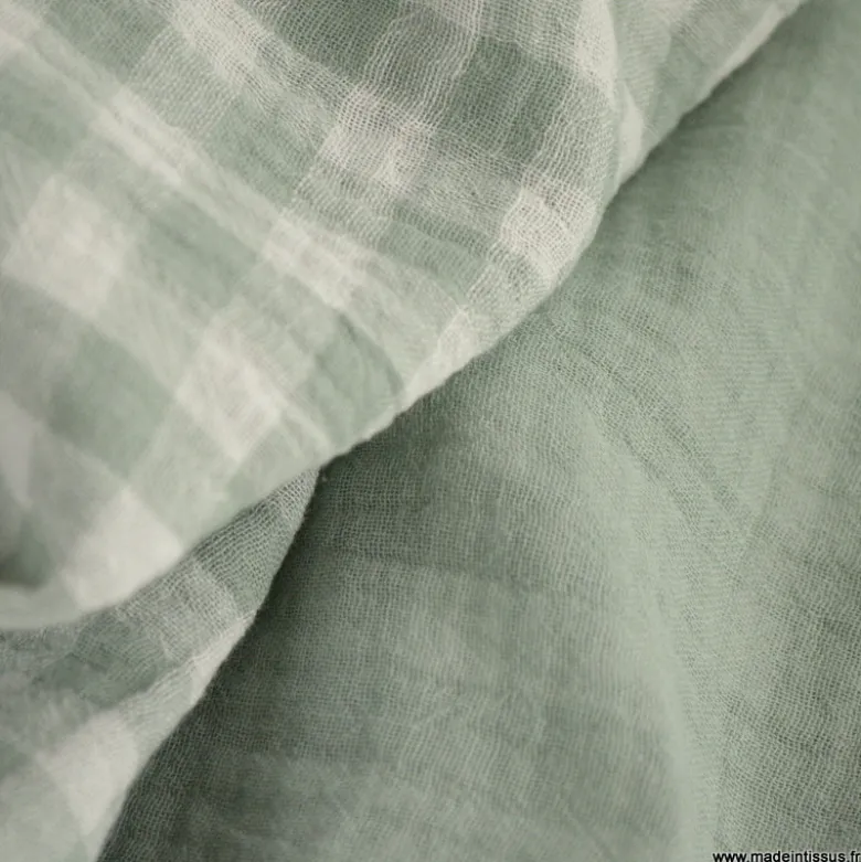Tissu Double gaze Vichy réversible Vert de gris et blanc cassé - OEKO TEX