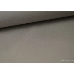 Tissu extérieur polypro gris.
