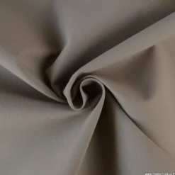 Tissu extérieur polypro taupe.
