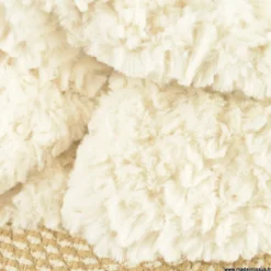 Tissu fausse fourrure blanc cassé