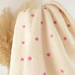 Tissu Fausse Fourrure Sherpabrodée fleurs roses - OEKO TEX