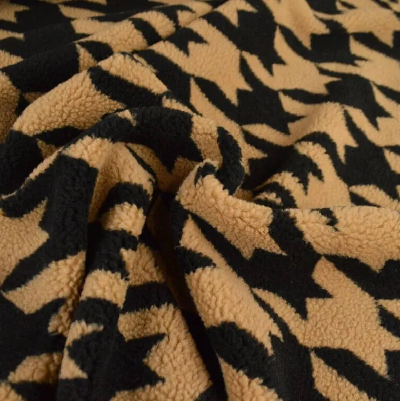 Tissu Fausse Fourrure Sherpa à motif Pied de poule XXL fond camel - OEKO TEX