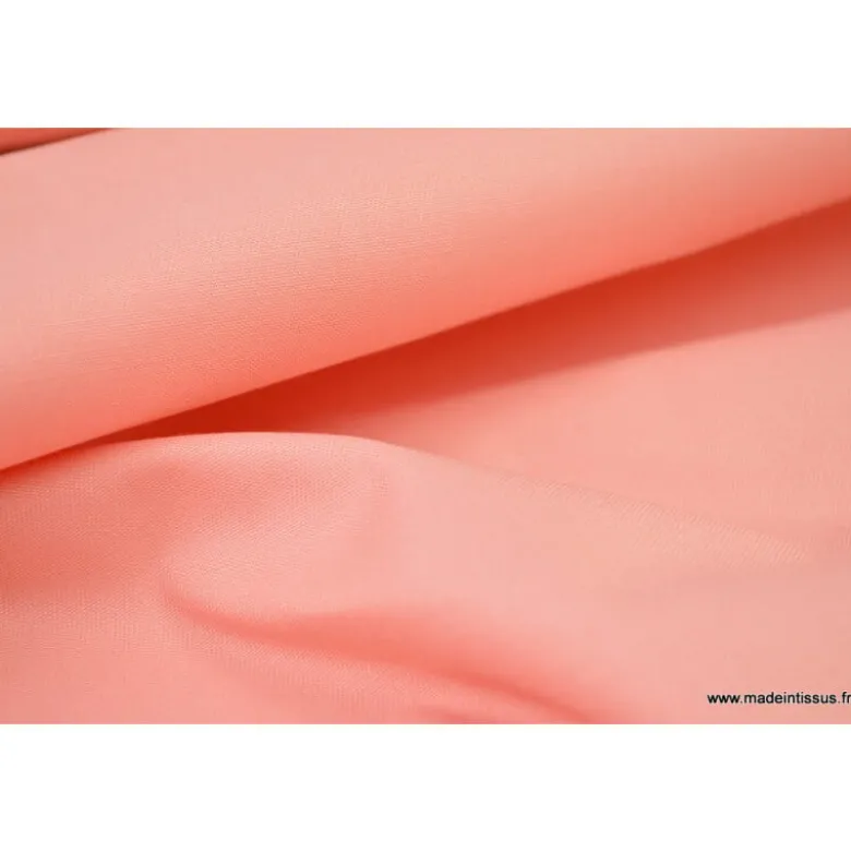 Tissu gabardine enduite étanche rose poudré