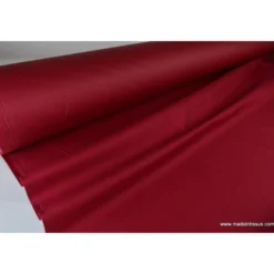 Tissu Gabardine enduite étanche rouge hermès.