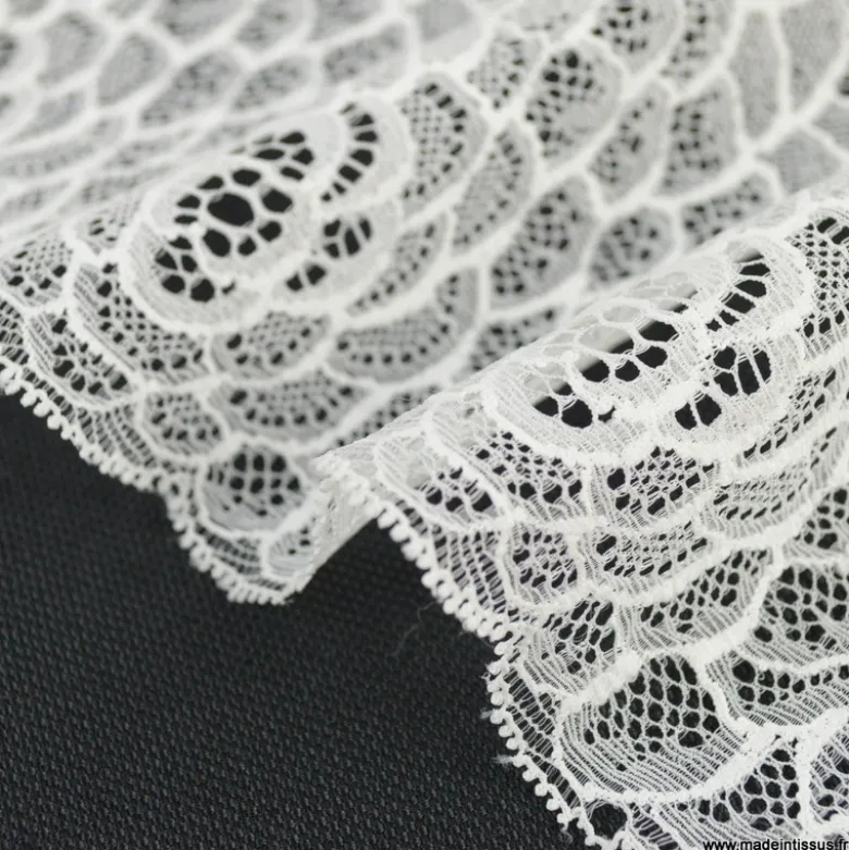 Tissu Galon dentelle élasthanne Rachel coloris crème