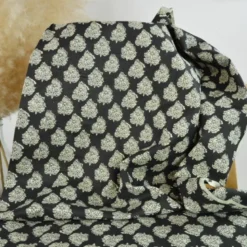 Tissu Indien Block Print Bhujodi fond noir