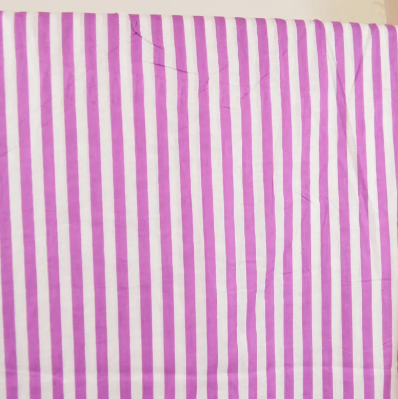 Tissu Indien Block Print Rajven - motif rayures violettes
