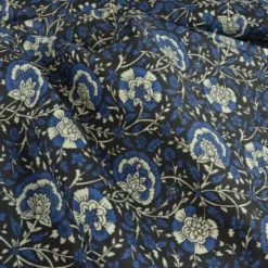 Tissu Indien Block Print Sanganer fond bleu marine