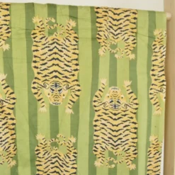Tissu Indien Block Tigres - vert amande
