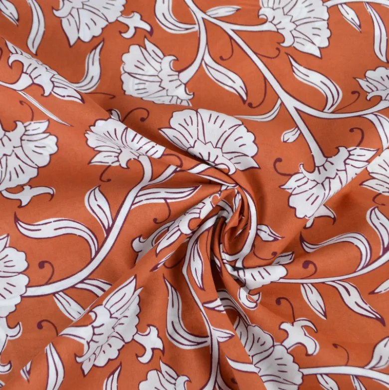 Tissu indien en voile de coton Raghil – Motif floral fond Camel