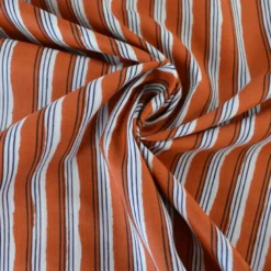Tissu indien en voile de coton Lachung – Motif rayures Cognac