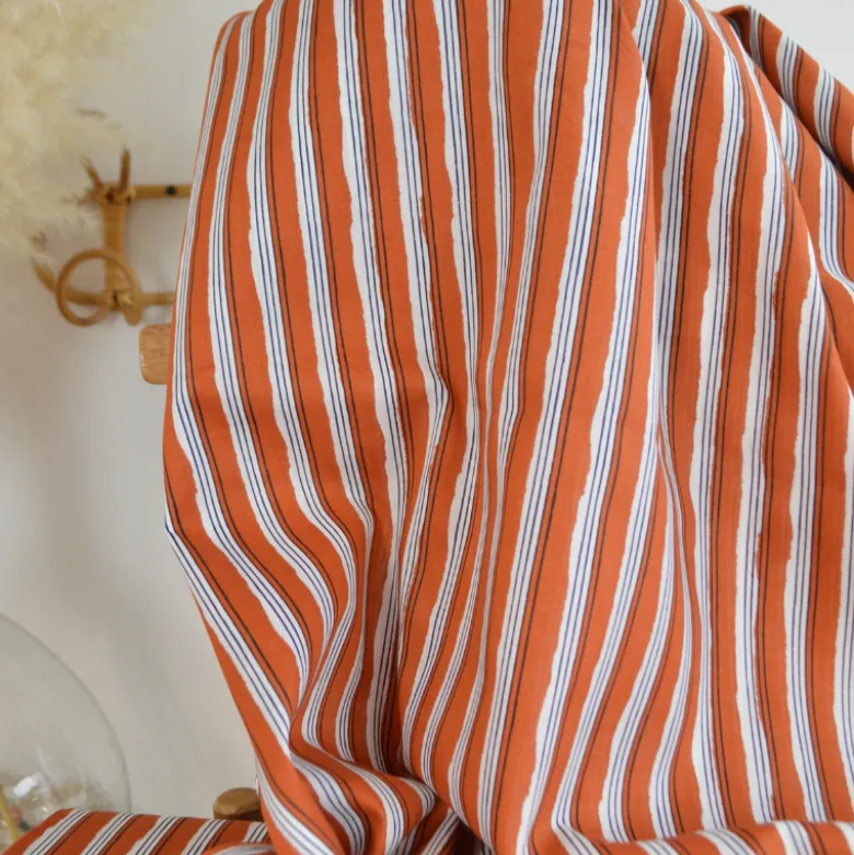 Tissu indien en voile de coton Lachung – Motif rayures Cognac