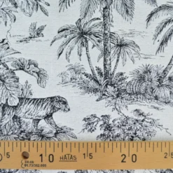 Tissu jacquard Daktari motif exotique d'inspiration Toile de Jouy