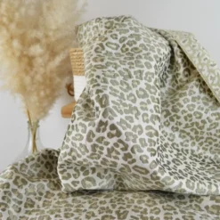 Tissu jacquard Habillement Leopard Lurex beige et vert olive