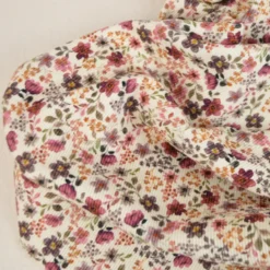 Tissu jersey côtelé motifs fleurs bordeaux fond blanc cassé - OEKO TEX