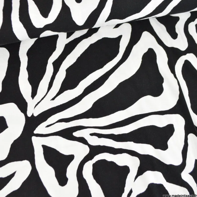 Tissu Jersey de Viscose Mael motifs pétale noir