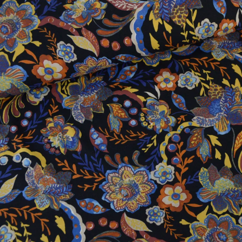 Tissu Jersey de Viscose motifs fleurs sur fond noir