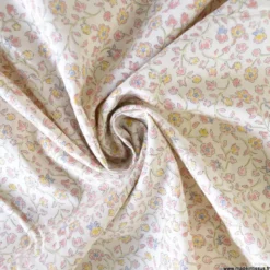 Tissu Kokka motif petits fleurs - collection Flownny