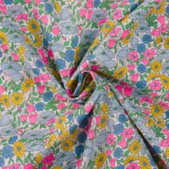 Tissu Liberty Poppy and Daisy Stabilo Fluo - OEKO TEX