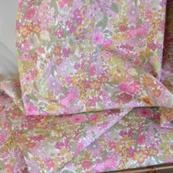 Tissu Liberty Tana Lawn - Margaret Annie J - Hibiscus