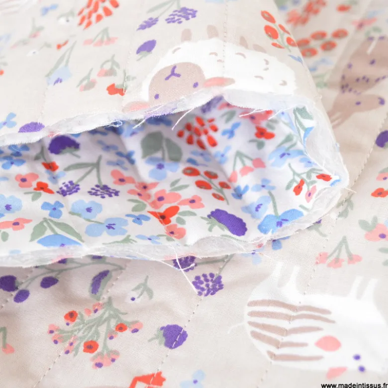 Tissu Matelassé coton motif animaux et fleurs - Berries et Céline