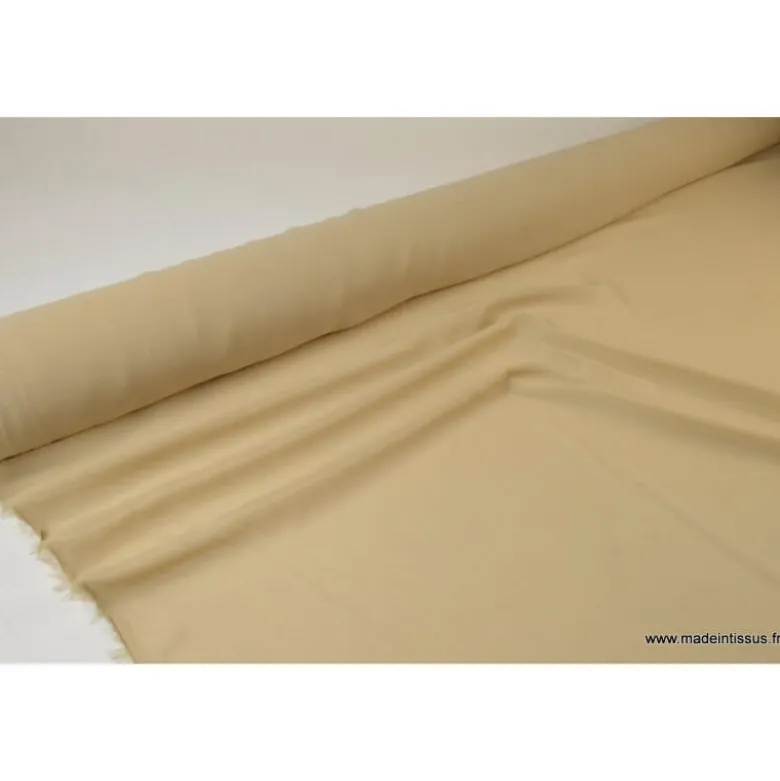 Tissu Mousseline coloris chair .