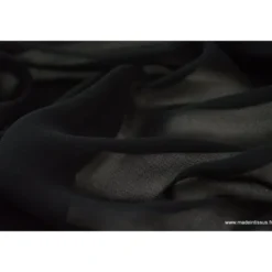 Tissu Mousseline coloris noir .
