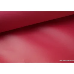 Tissu polyester fraise déperlant pour parapluie .
