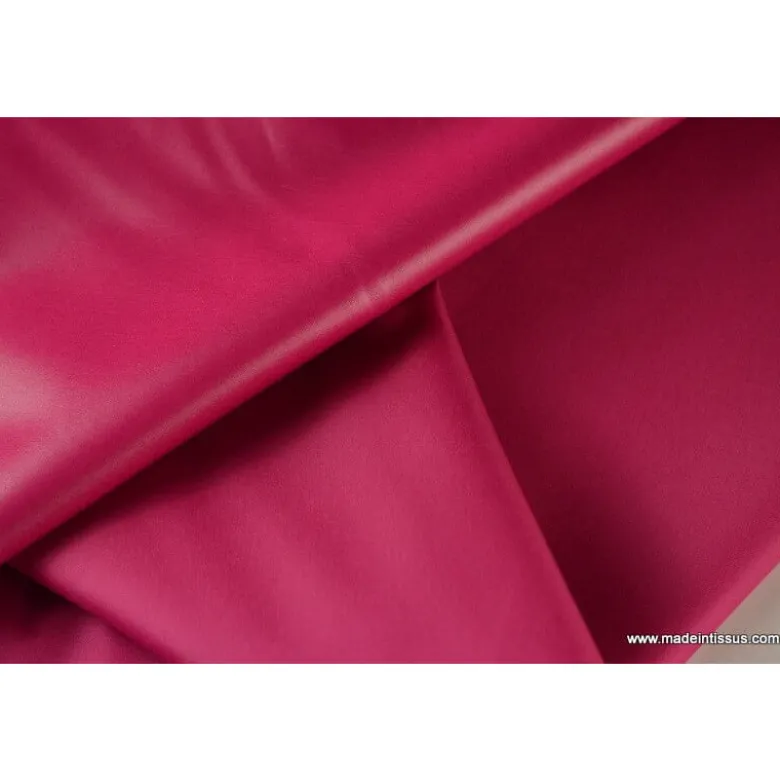 Tissu polyester fuchsia déperlant pour parapluie .