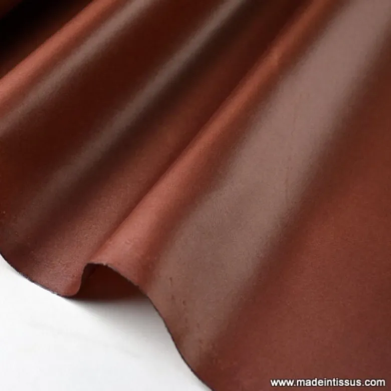 Tissu polyester marron cacao déperlant pour parapluie .