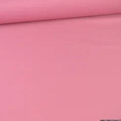 Tissu polyester sergine framboise pour robe de mariée et cocktail