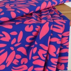 Tissu polyester Stretch motif abstrait fond bleu électrique
