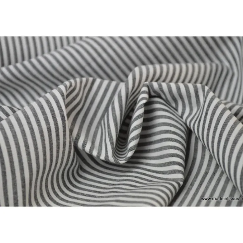 Tissu Popeline coton rayures noires et blanches tissé teint - OEKO TEX