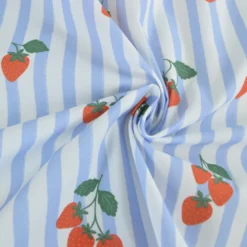 Tissu Popeline de coton Gariguette motif fraises et rayures bleues - OEKO TEX