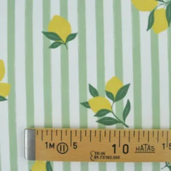 Tissu Popeline de coton Limoncello motif citrons et rayures amande - OEKO TEX