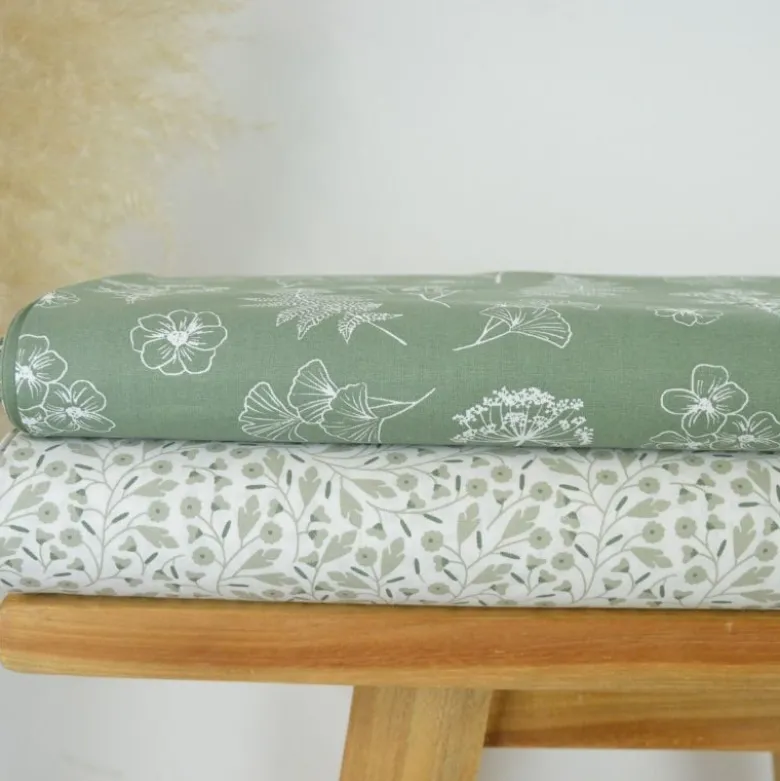 Tissu Popeline de coton motif branches de fleurs fond blanc cassé - OEKO TEX