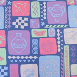 Tissu popeline de coton Poppy – motif patchwork d'été fond jean