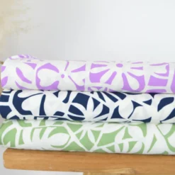 Tissu popeline de viscose Ecovero - motif feuilles exotique Parme