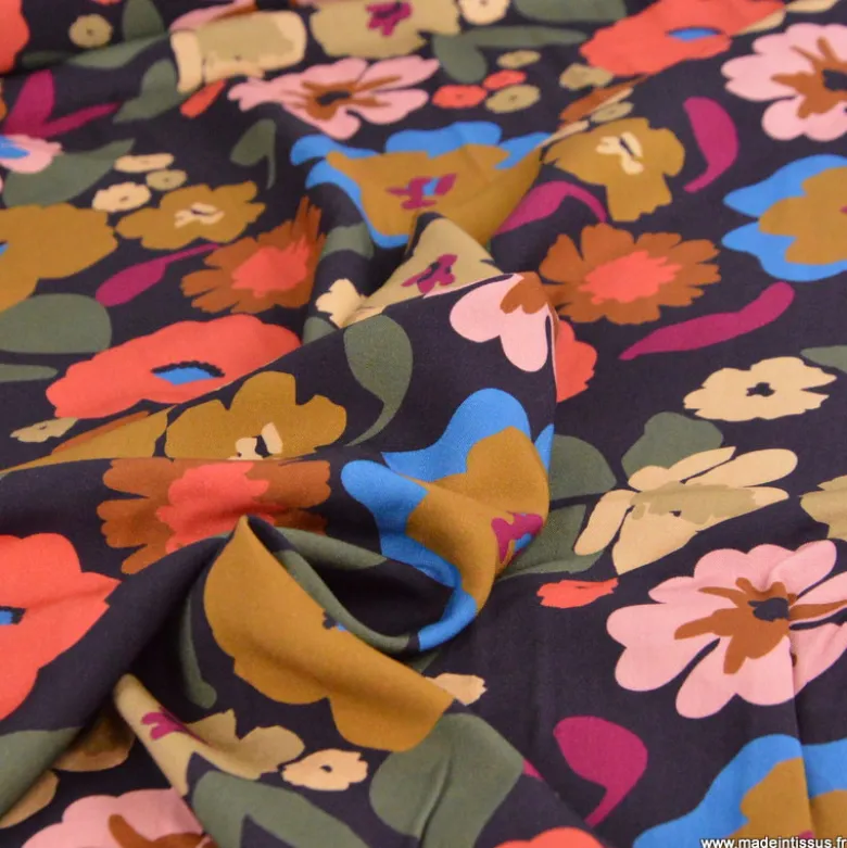 Tissu popeline de viscose Jano - motif fleurs Aubergine et cerise