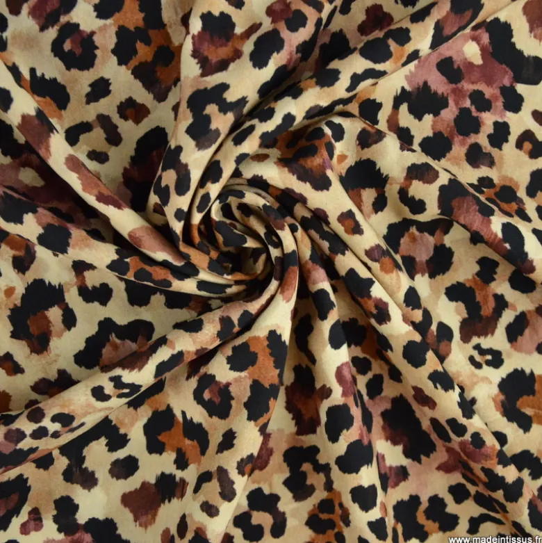 Tissu popeline de viscose Leolynx motif léopard chocolat fond beige