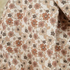 Tissu popeline Léonce fleurs caramel et beige fond écru
